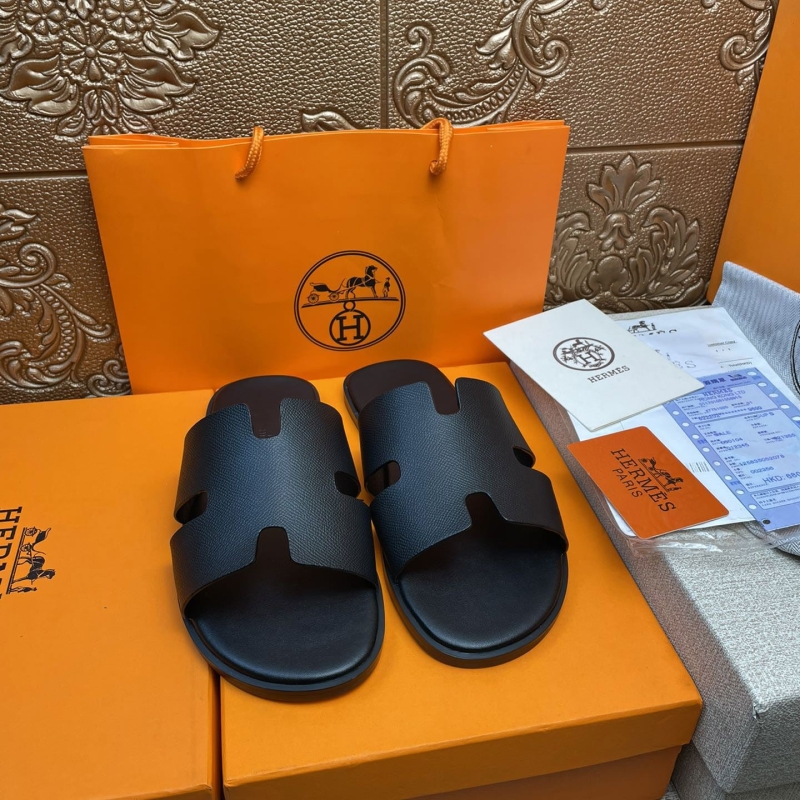 H**mes slippers